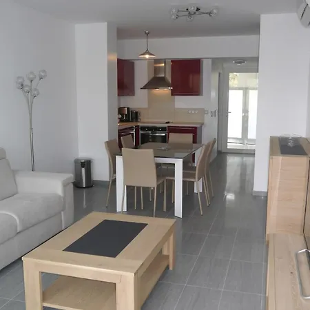 Very 100 Meters Apartment Calvi (Corsica)