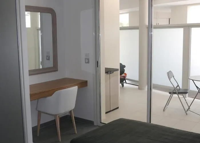 Very 100 Meters Apartment Calvi (Corsica)